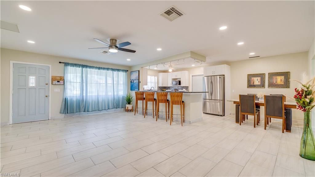 5343 Mayfair Ct, Cape Coral, FL 33904 Photo