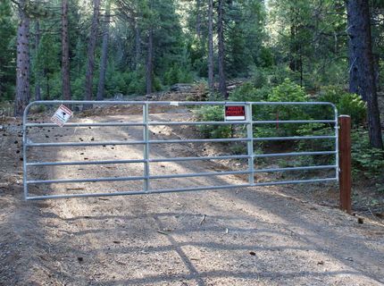 7398 Highway 147, Lake Almanor, CA 96137 Photo