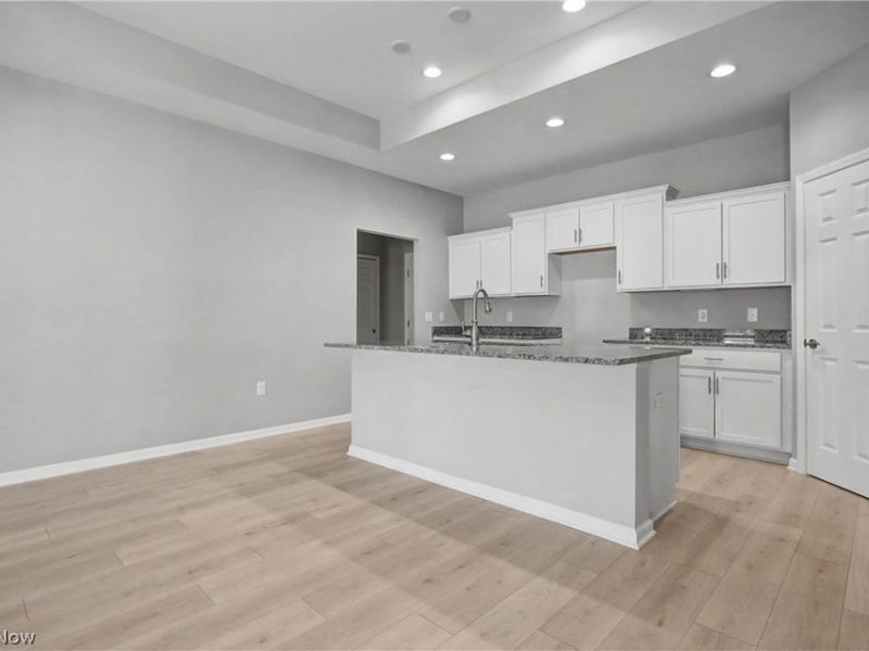 9264 Sharrott Road, Unit 1001, Poland, OH 44514 Photo 8