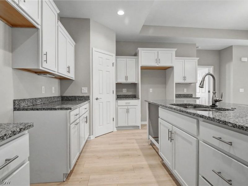 9264 Sharrott Road, Unit 1001, Poland, OH 44514 Photo 9