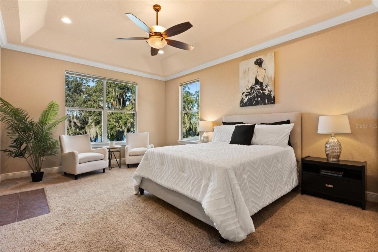 286 Mileham Drive, Orlando, FL 32835 Photo