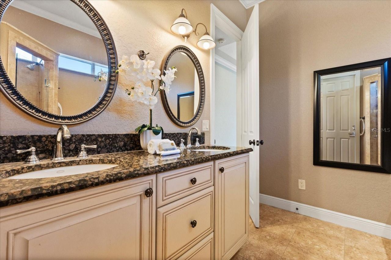 286 Mileham Drive, Orlando, FL 32835 Photo