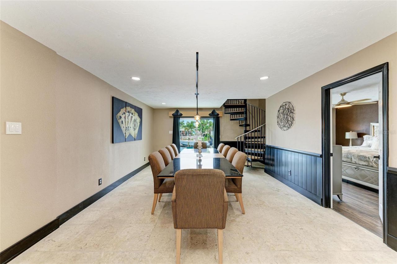 310 Bryn Mawr Island, Bradenton, FL 34207 Photo