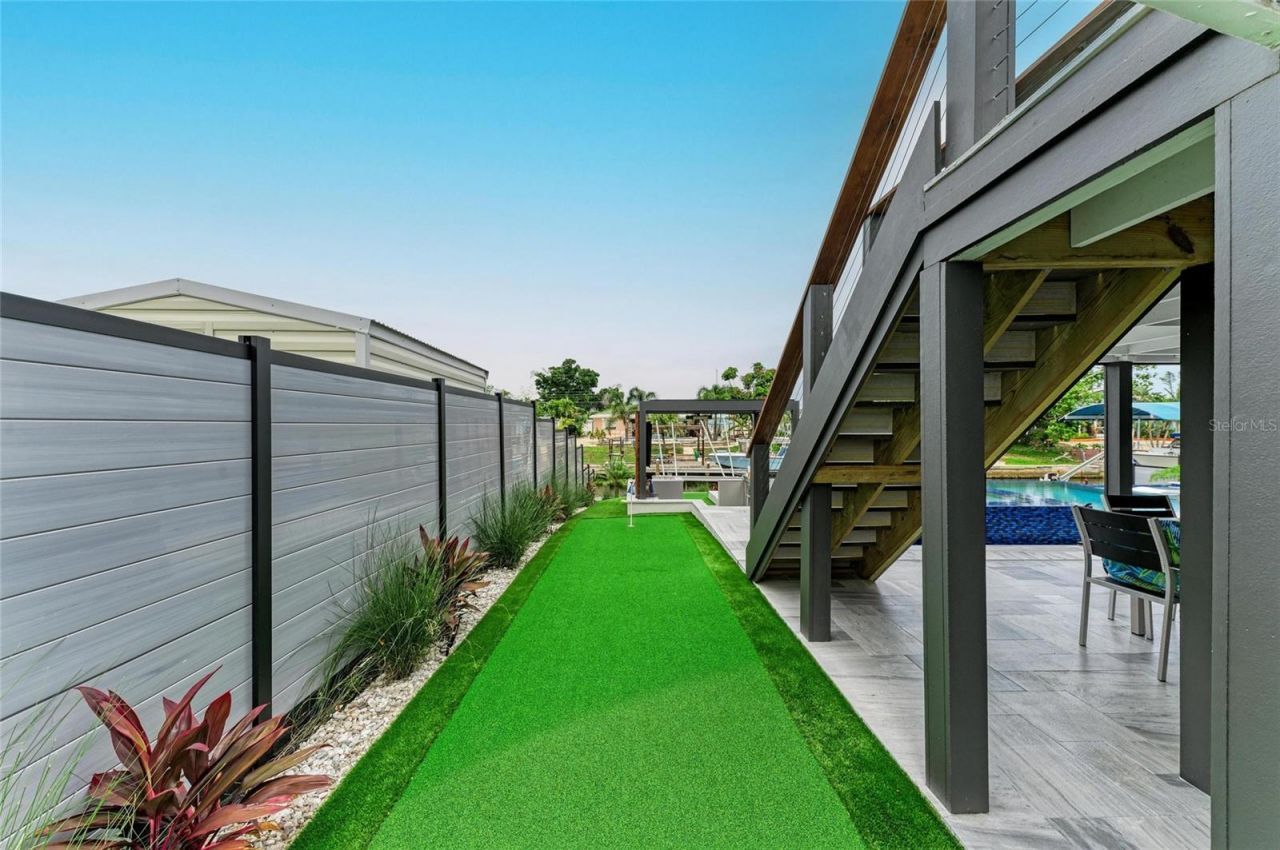 310 Bryn Mawr Island, Bradenton, FL 34207 Photo