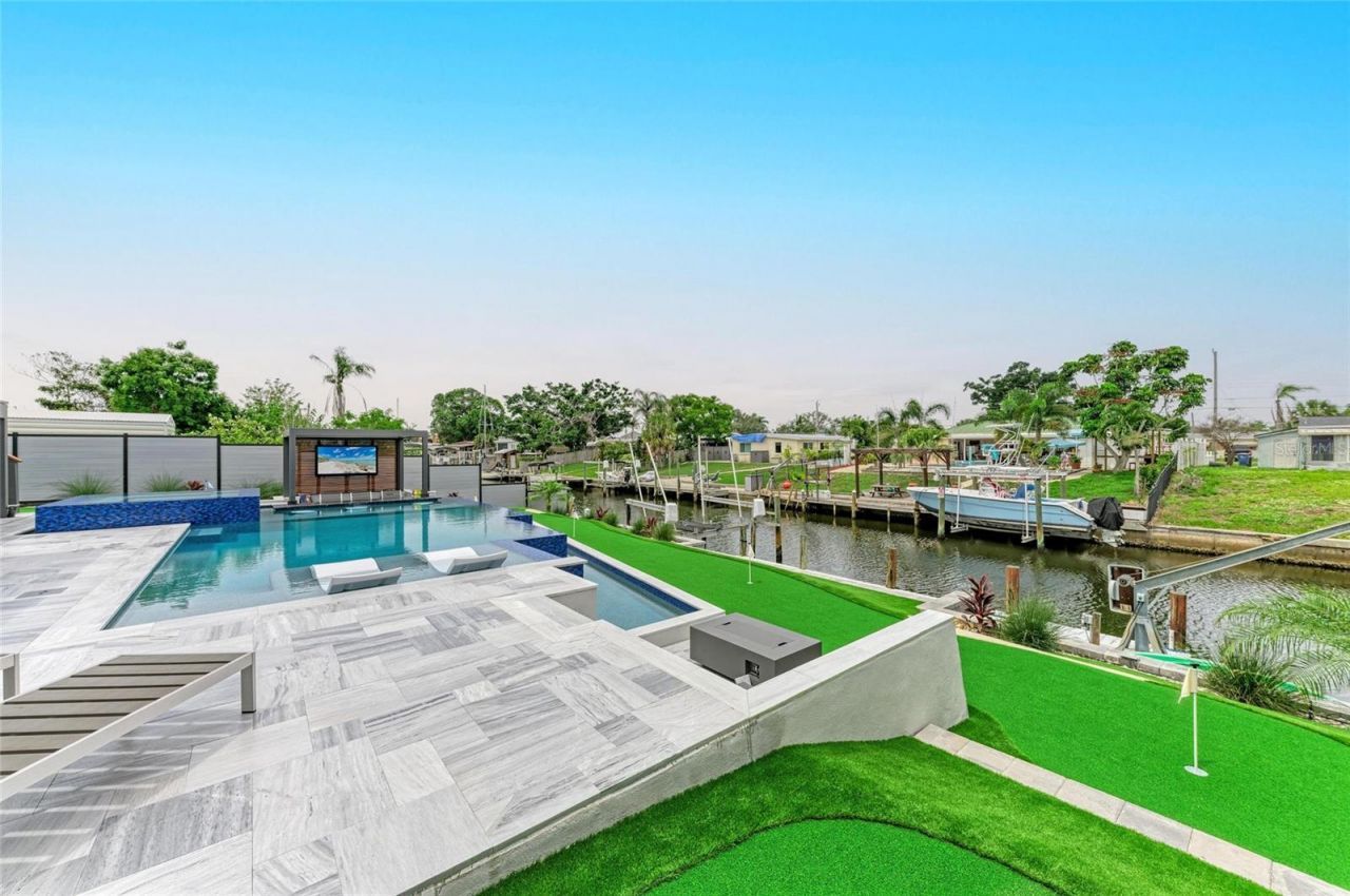 310 Bryn Mawr Island, Bradenton, FL 34207 Photo