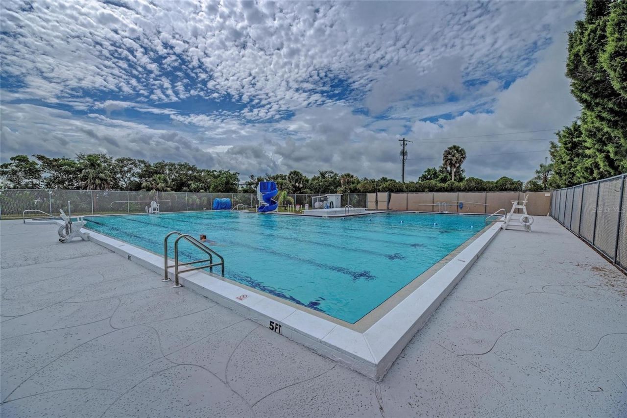 310 Bryn Mawr Island, Bradenton, FL 34207 Photo