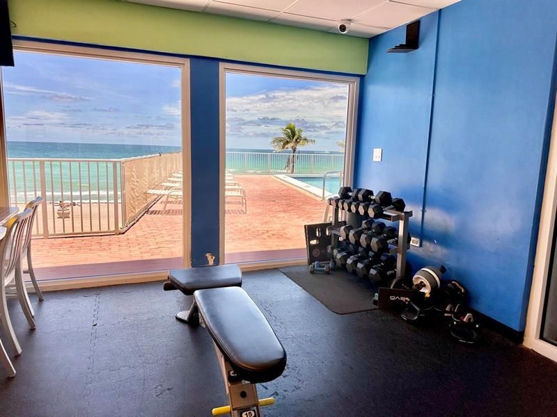 3111 N Ocean Drive, Unit 510, Hollywood, FL 33019 Photo
