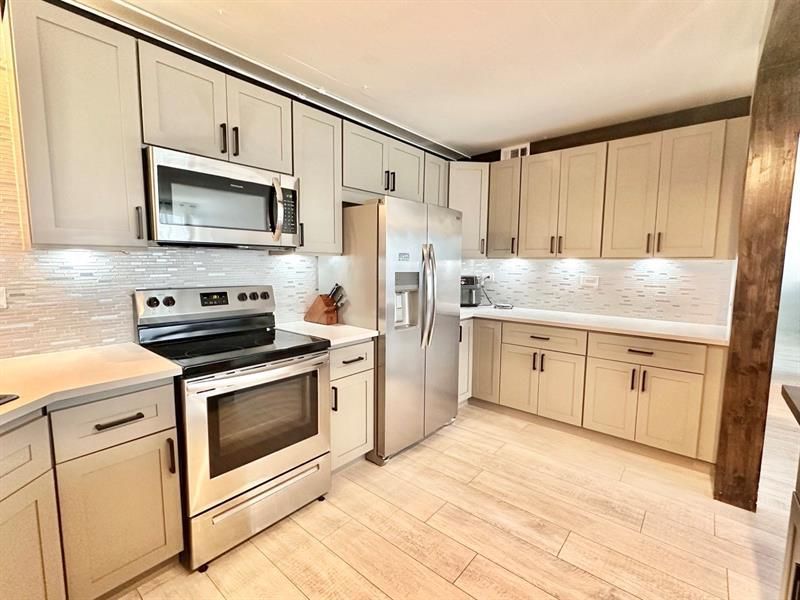 3111 N Ocean Drive, Unit 510, Hollywood, FL 33019 Photo