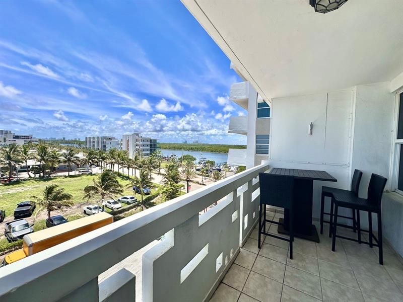 3111 N Ocean Drive, Unit 510, Hollywood, FL 33019 Photo