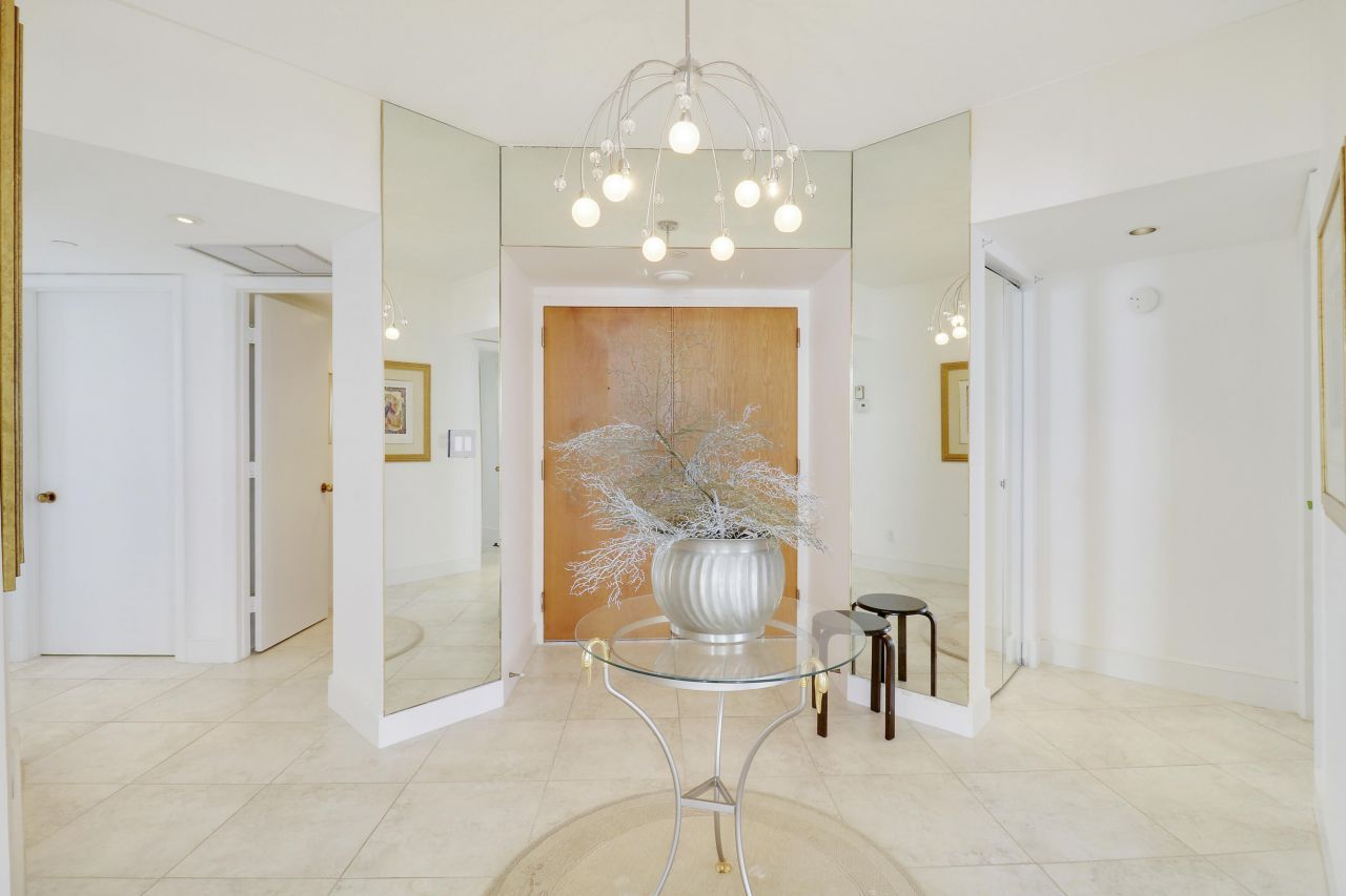 5250 N Ocean Drive, Unit 7s, Singer Island, FL 33404 Photo