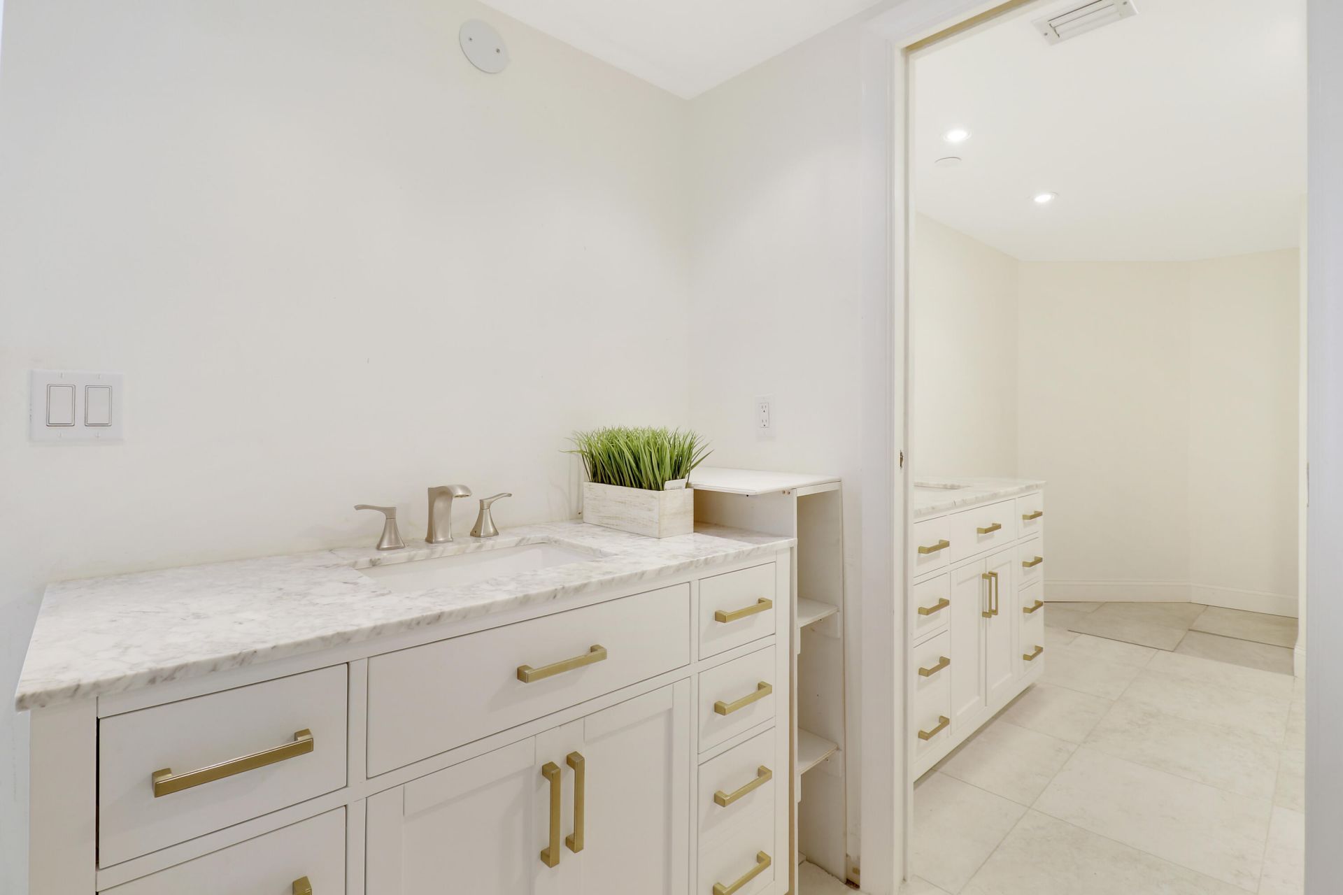 5250 N Ocean Drive, Unit 7s, Singer Island, FL 33404 Photo