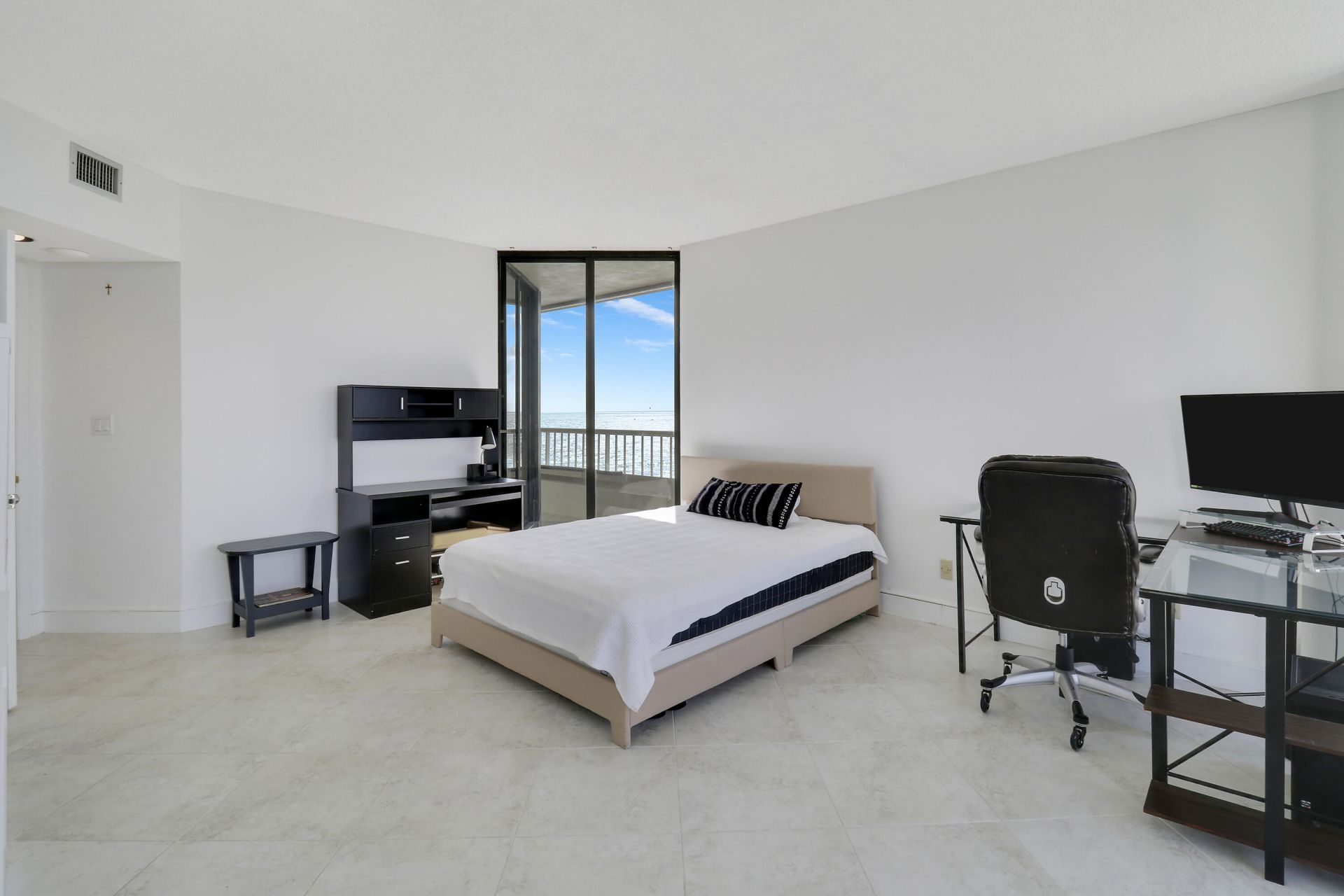 5250 N Ocean Drive, Unit 7s, Singer Island, FL 33404 Photo
