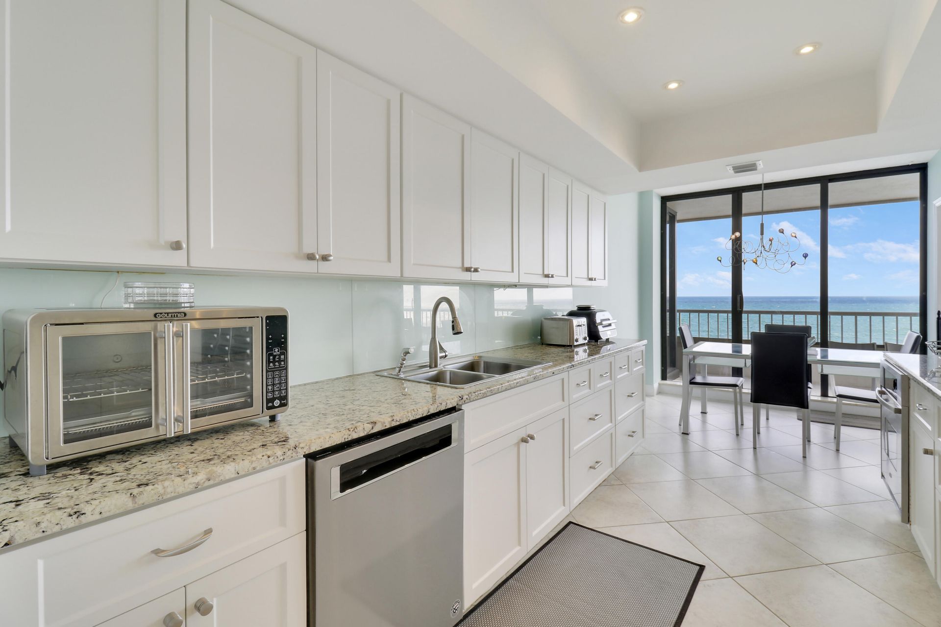5250 N Ocean Drive, Unit 7s, Singer Island, FL 33404 Photo
