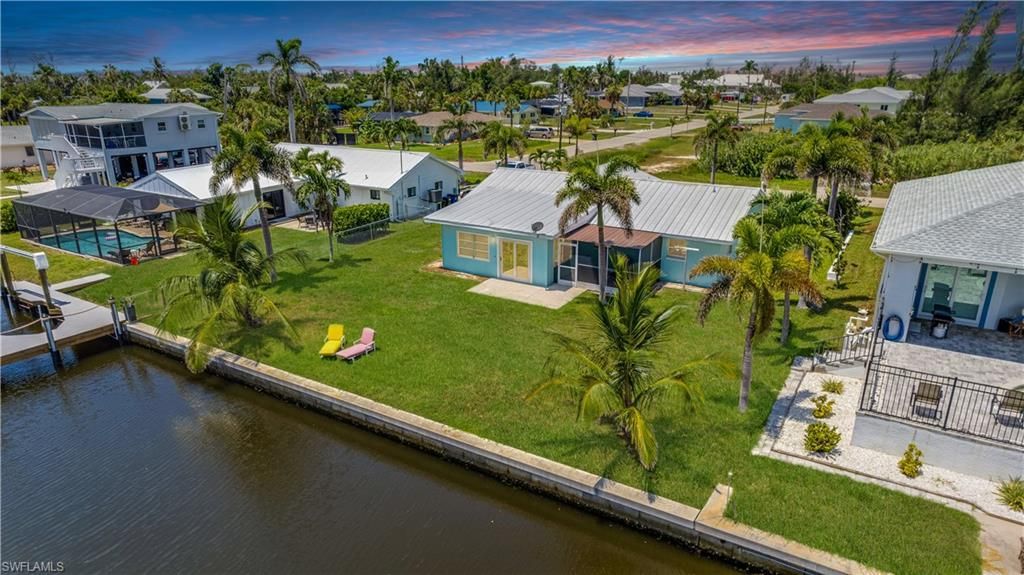 2708 Mangrove St, Saint James City, FL 33956 Photo