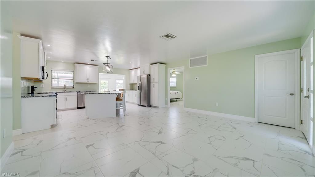 2708 Mangrove St, Saint James City, FL 33956 Photo