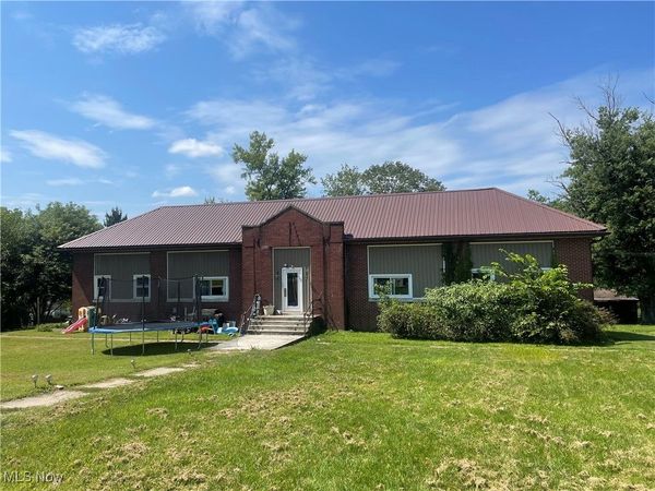 71744 Saint Clairsville Street, St Clairsville, OH 43950