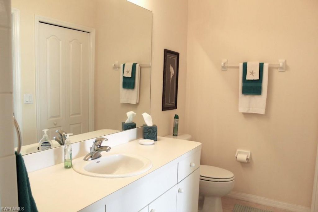 16575 Lake Circle Dr, Unit 1141, Fort Myers, FL 33908 Photo
