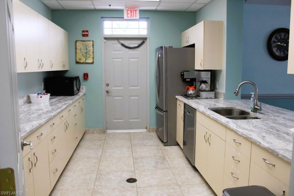 16575 Lake Circle Dr, Unit 1141, Fort Myers, FL 33908 Photo
