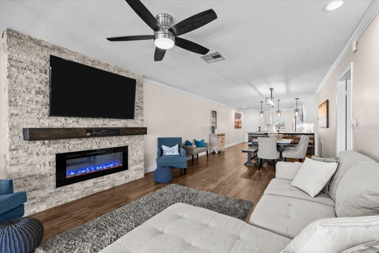 4780 Brittany Drive S, Unit 111, Saint Petersburg, FL 33715 Photo