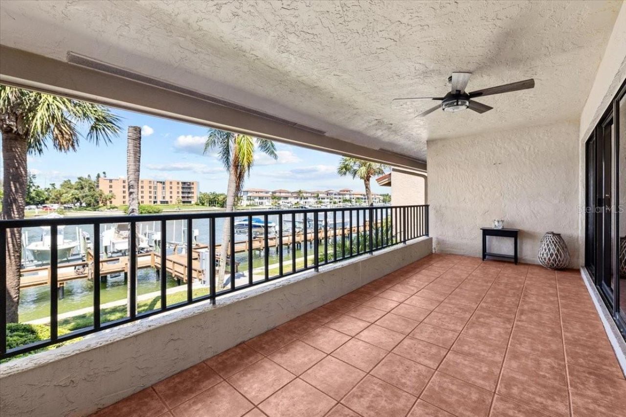 4780 Brittany Drive S, Unit 111, Saint Petersburg, FL 33715 Photo