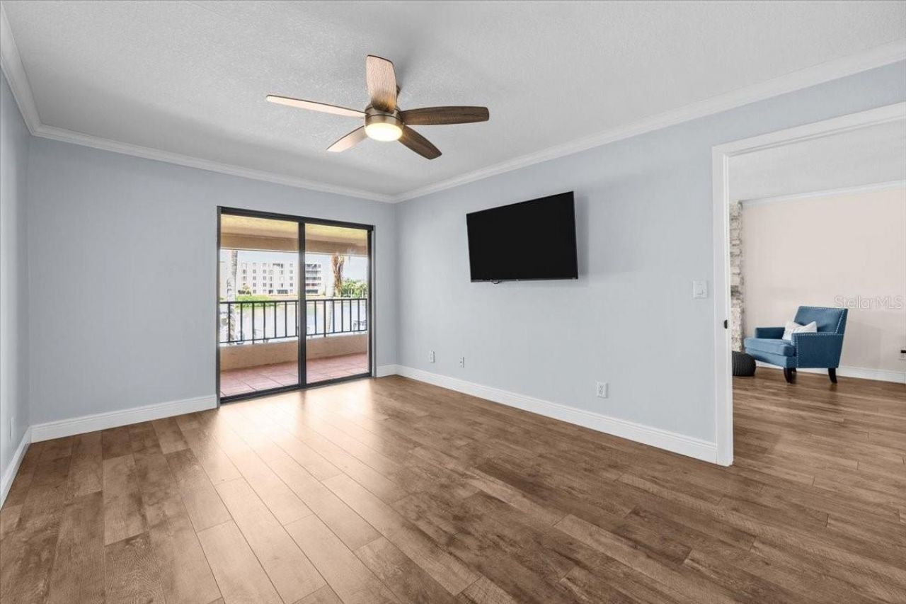 4780 Brittany Drive S, Unit 111, Saint Petersburg, FL 33715 Photo