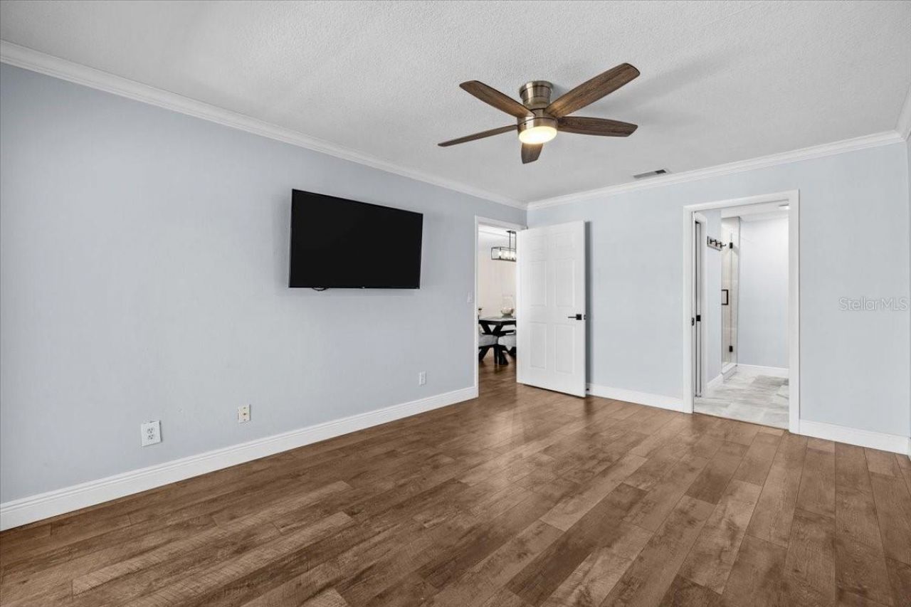 4780 Brittany Drive S, Unit 111, Saint Petersburg, FL 33715 Photo