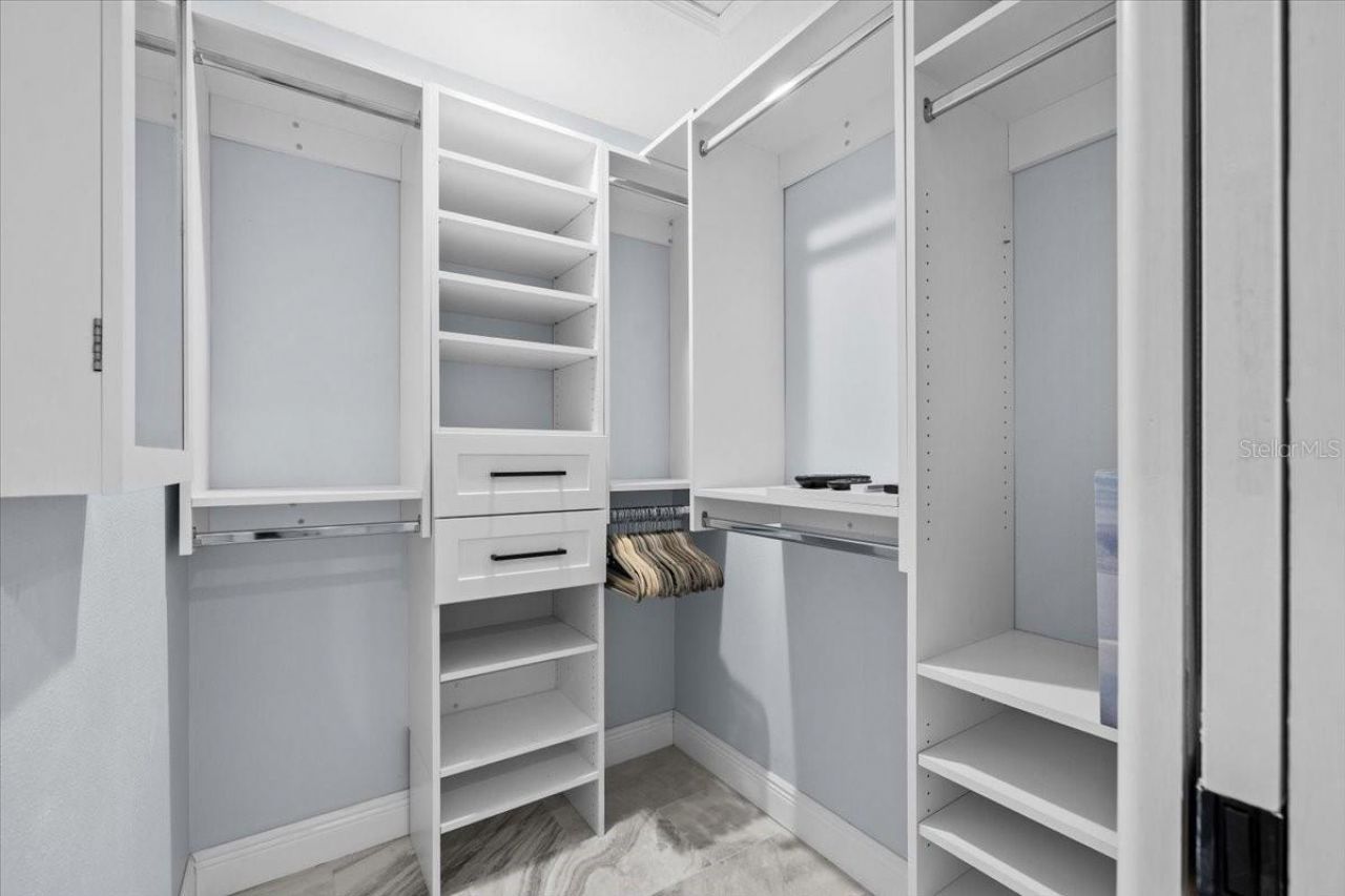 4780 Brittany Drive S, Unit 111, Saint Petersburg, FL 33715 Photo