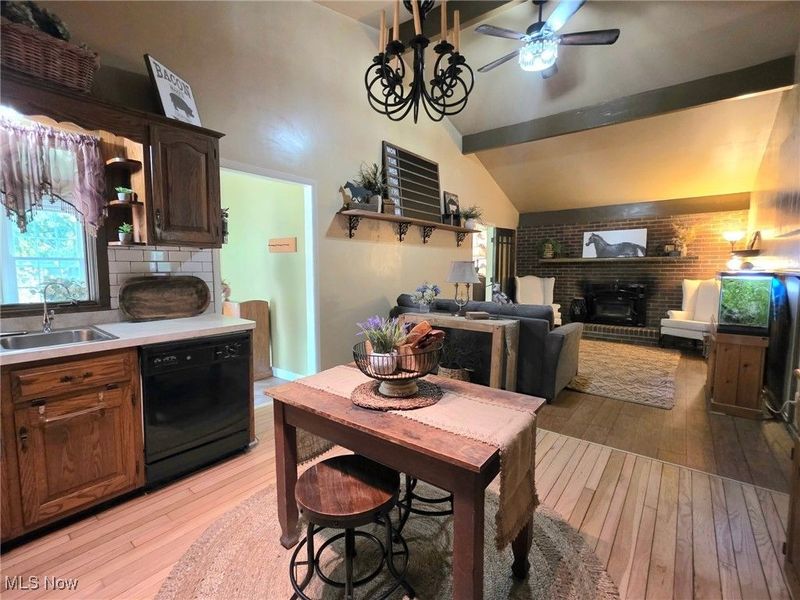 4810 Hickory Road, West Farmington, OH 44491 Photo 7