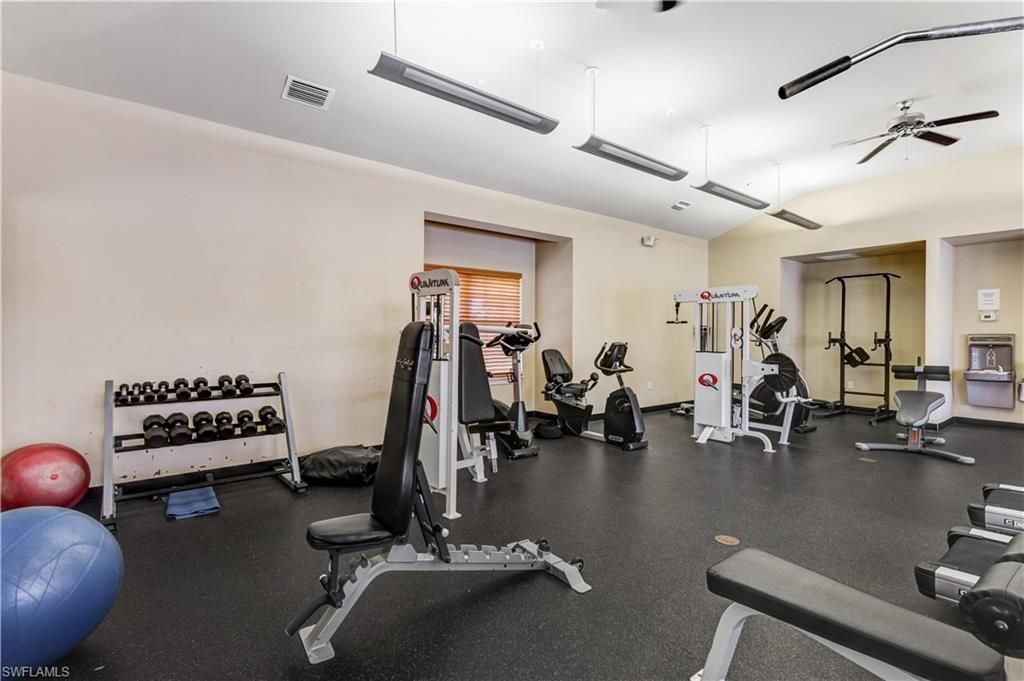 10193 Via Colomba Cir, Fort Myers, FL 33966 Photo