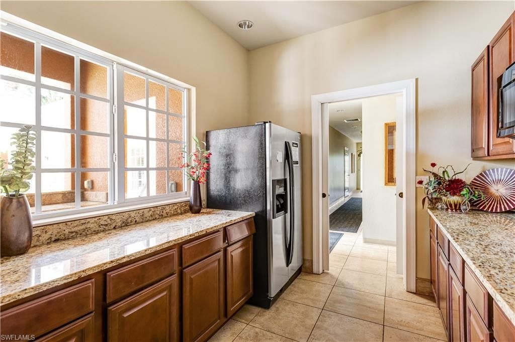 10193 Via Colomba Cir, Fort Myers, FL 33966 Photo