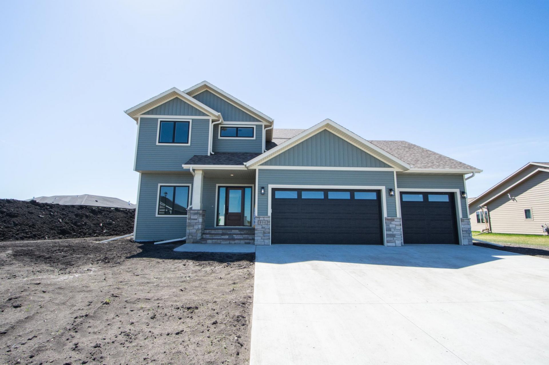 404 Reese Way, Mapleton, ND 58059 Main Photo