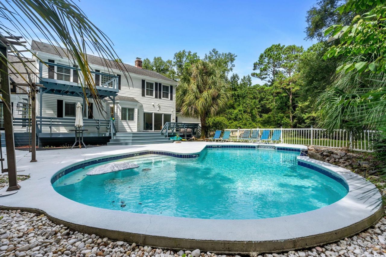 1300 Howard Ln. Photo 11