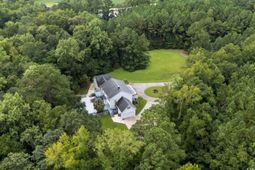 1300 Howard Ln. photo 4