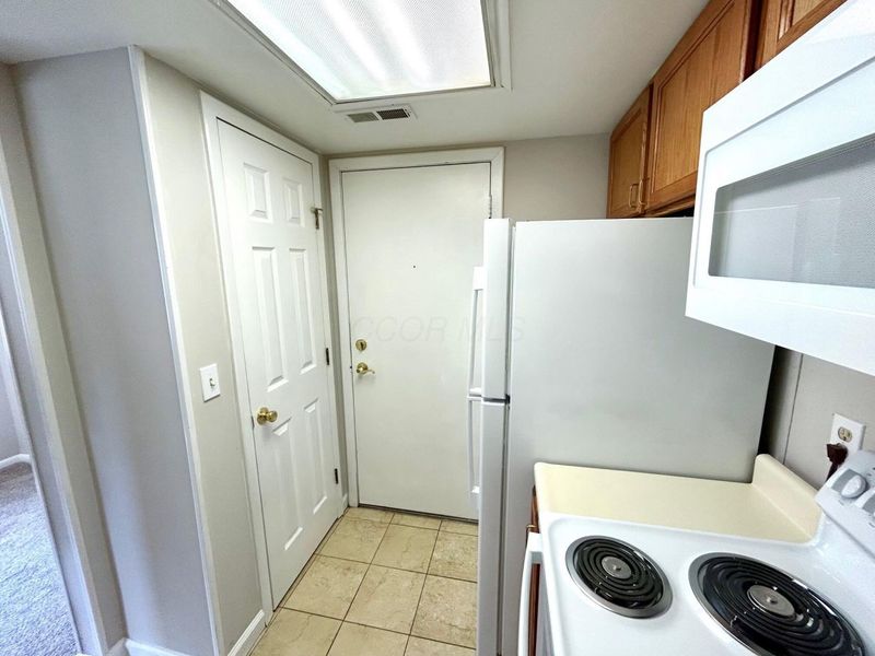 2395 Briers Drive, Columbus, OH 43209 Photo 11