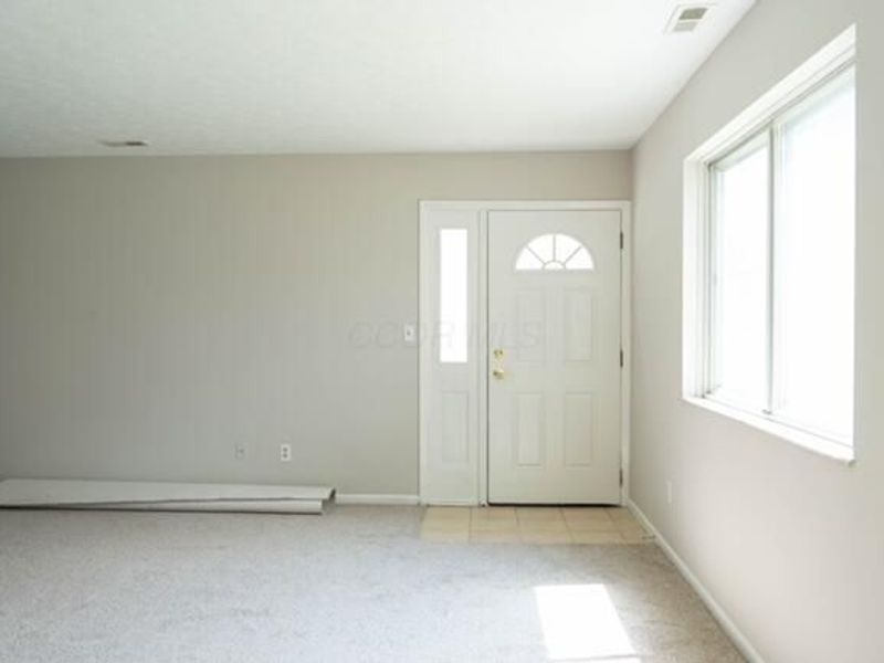 2395 Briers Drive, Columbus, OH 43209 Photo 4