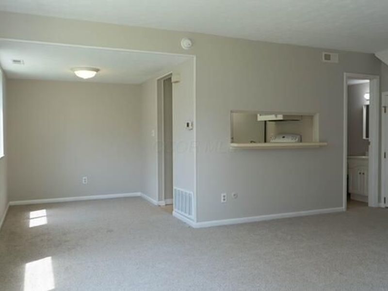 2395 Briers Drive, Columbus, OH 43209 Photo 5