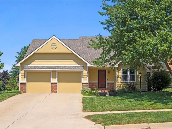 1204 Chadwick Court, Lawrence, KS 66049