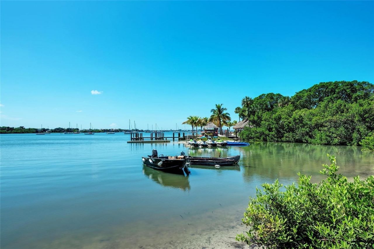 514 Howard Court, Sarasota, FL 34236 Photo