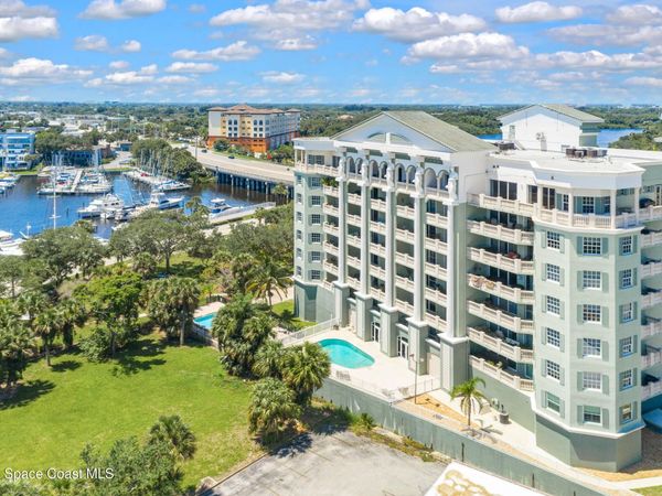 1211 E New Haven Avenue, Unit 704, Melbourne, FL 32901