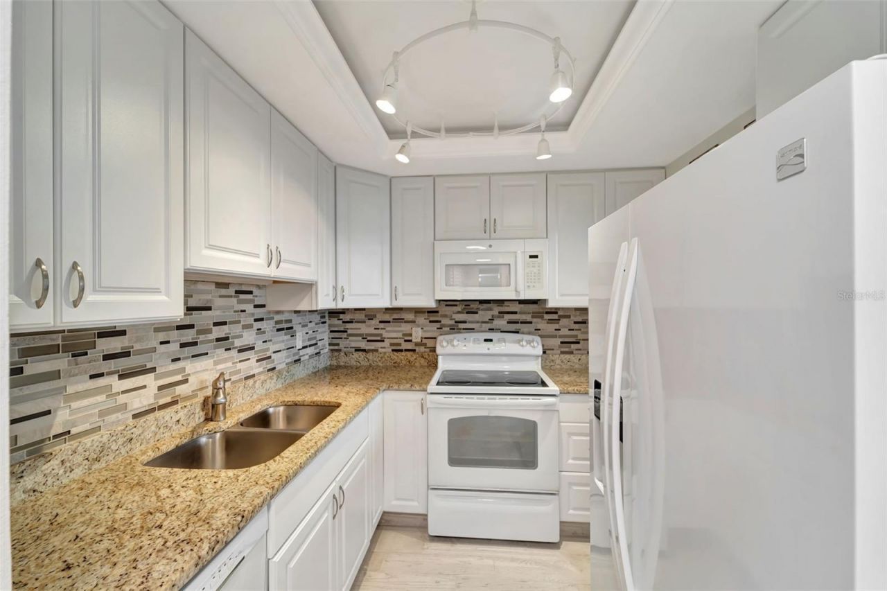 5855 Midnight Pass Road, Unit 314, Sarasota, FL 34242 Photo