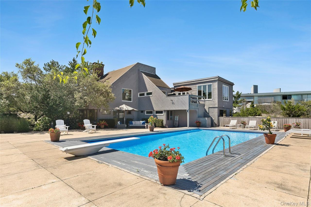 49 Gilberts Path, Amagansett, NY 11930 Main Photo