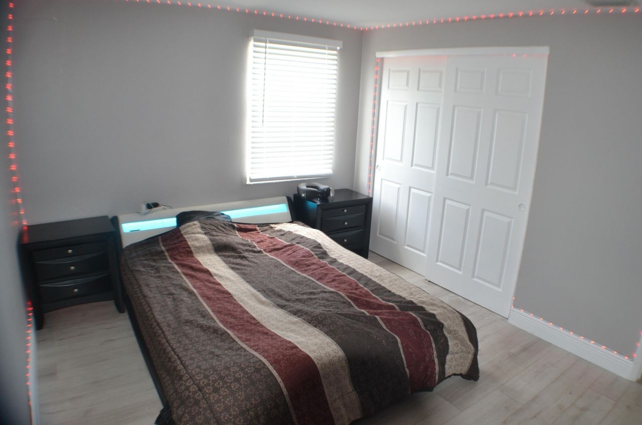 377 NW Nw 49th Street Street, Fort Lauderdale, FL 33309 Photo