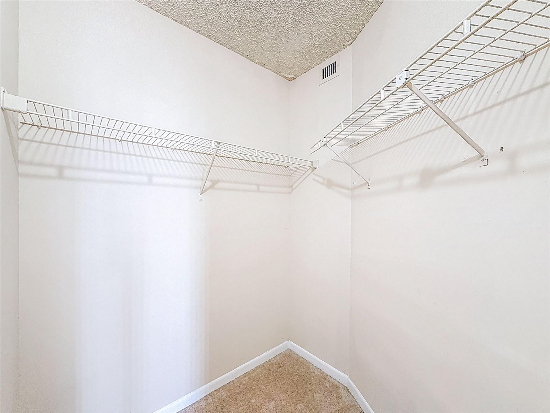 3300 NE 192nd Street, Unit 1216, Miami, FL 33180 Photo