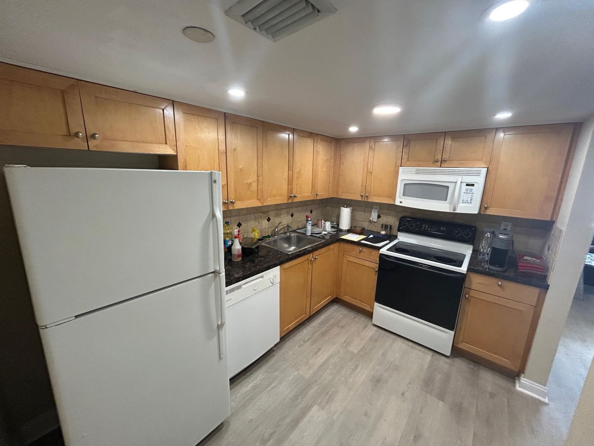 3300 NE 192nd Street, Unit 1216, Miami, FL 33180 Photo