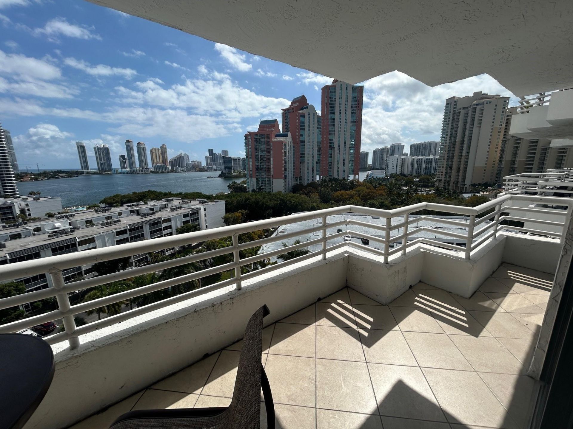 3300 NE 192nd Street, Unit 1216, Miami, FL 33180 Photo