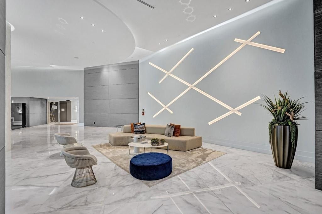 3300 NE 192nd Street, Unit 1216, Miami, FL 33180 Photo