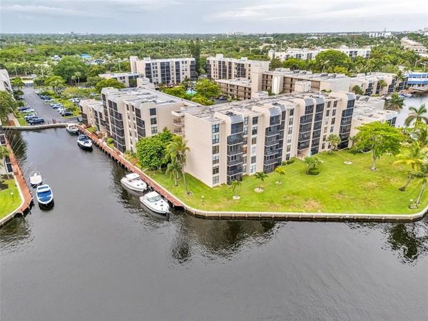 7 Royal Palm Way, Unit 4080, Boca Raton, FL 33432