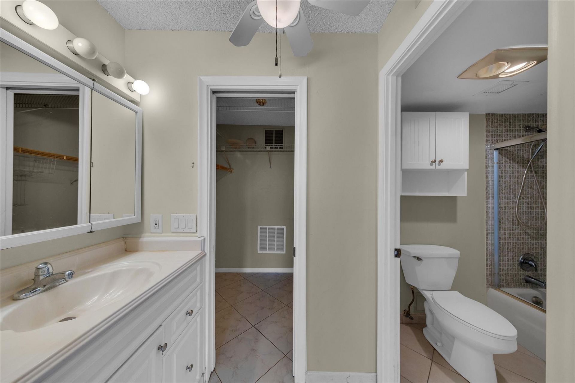 7 Royal Palm Way, Unit 4080, Boca Raton, FL 33432 Photo