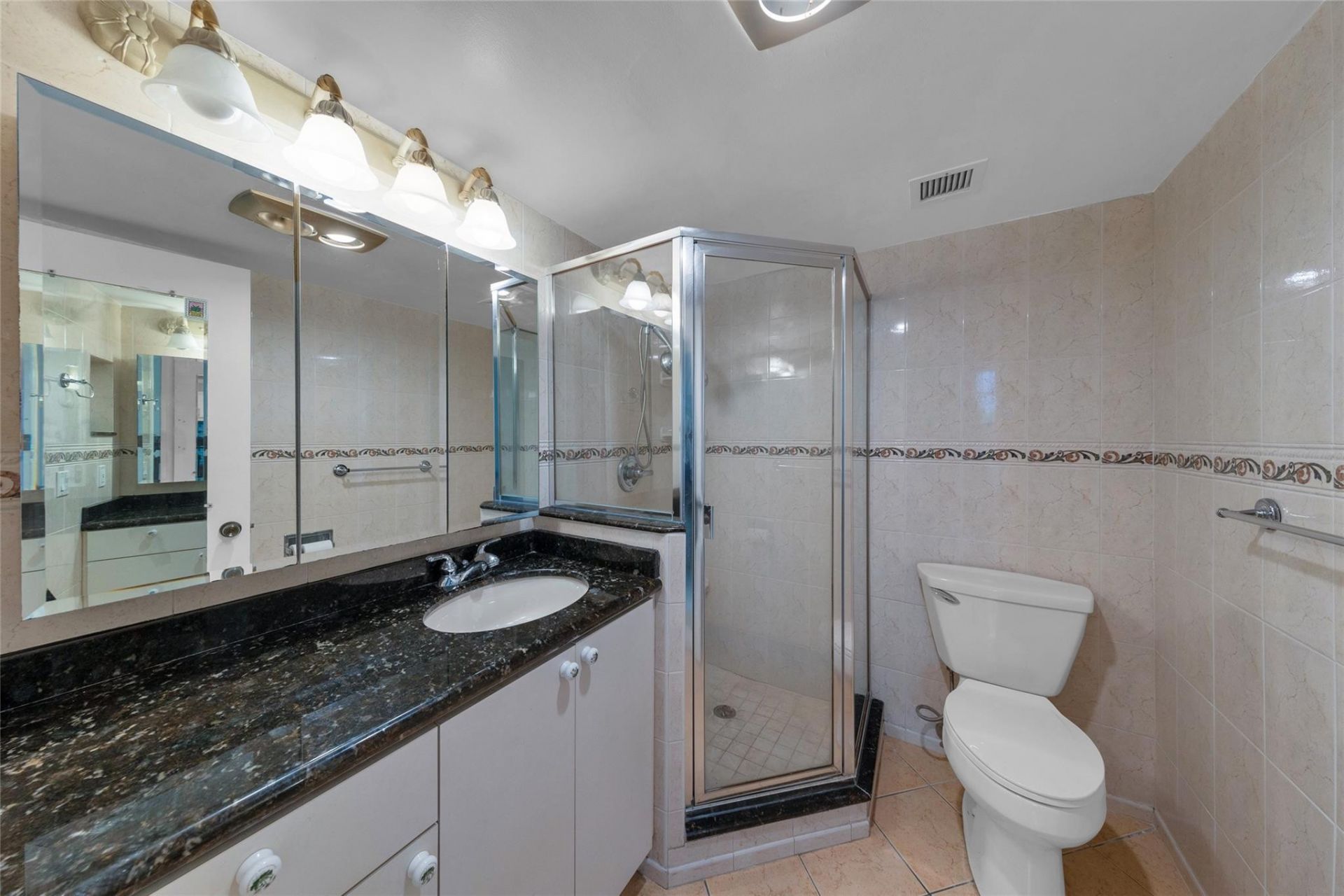 7 Royal Palm Way, Unit 4080, Boca Raton, FL 33432 Photo