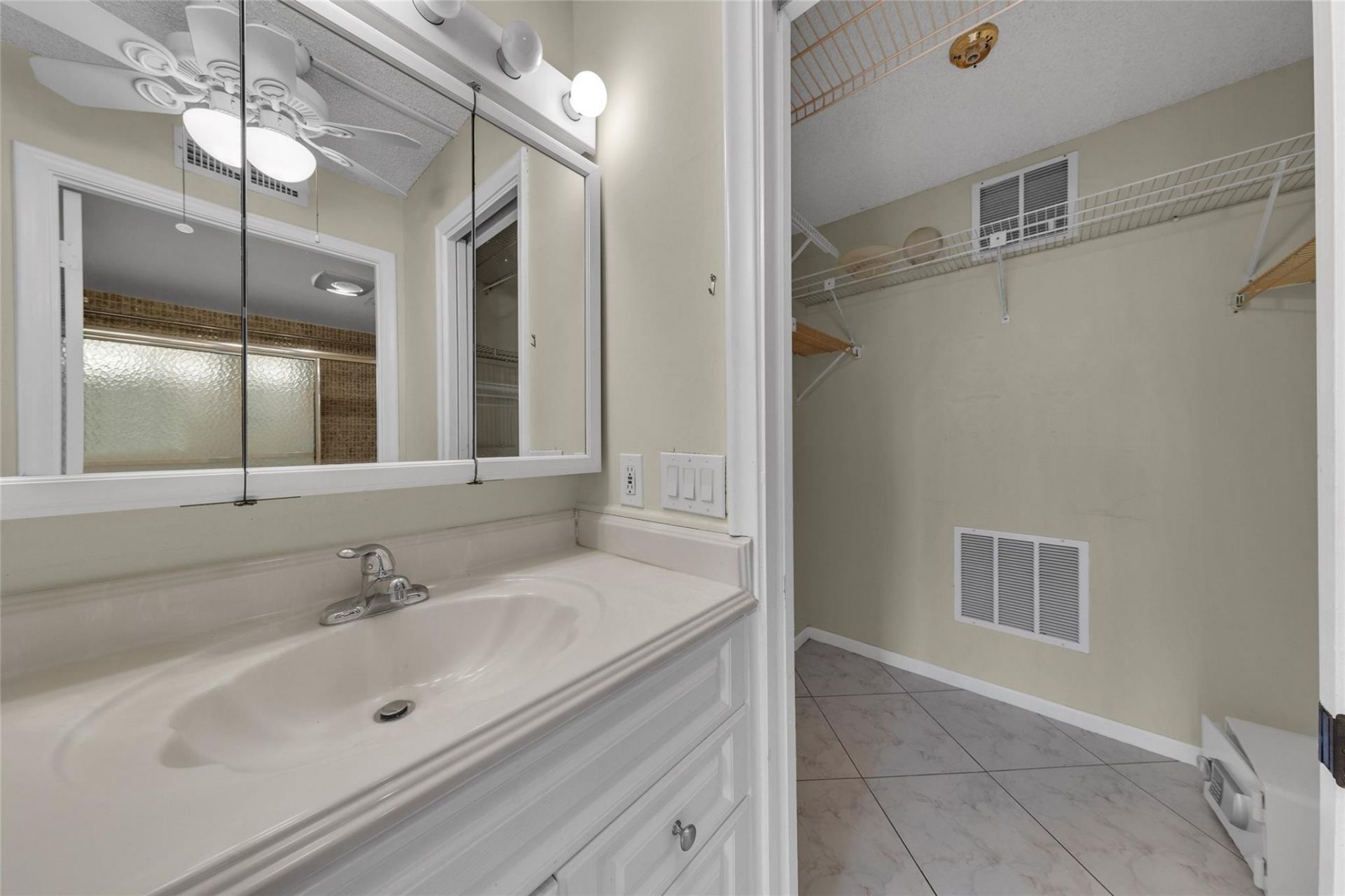 7 Royal Palm Way, Unit 4080, Boca Raton, FL 33432 Photo